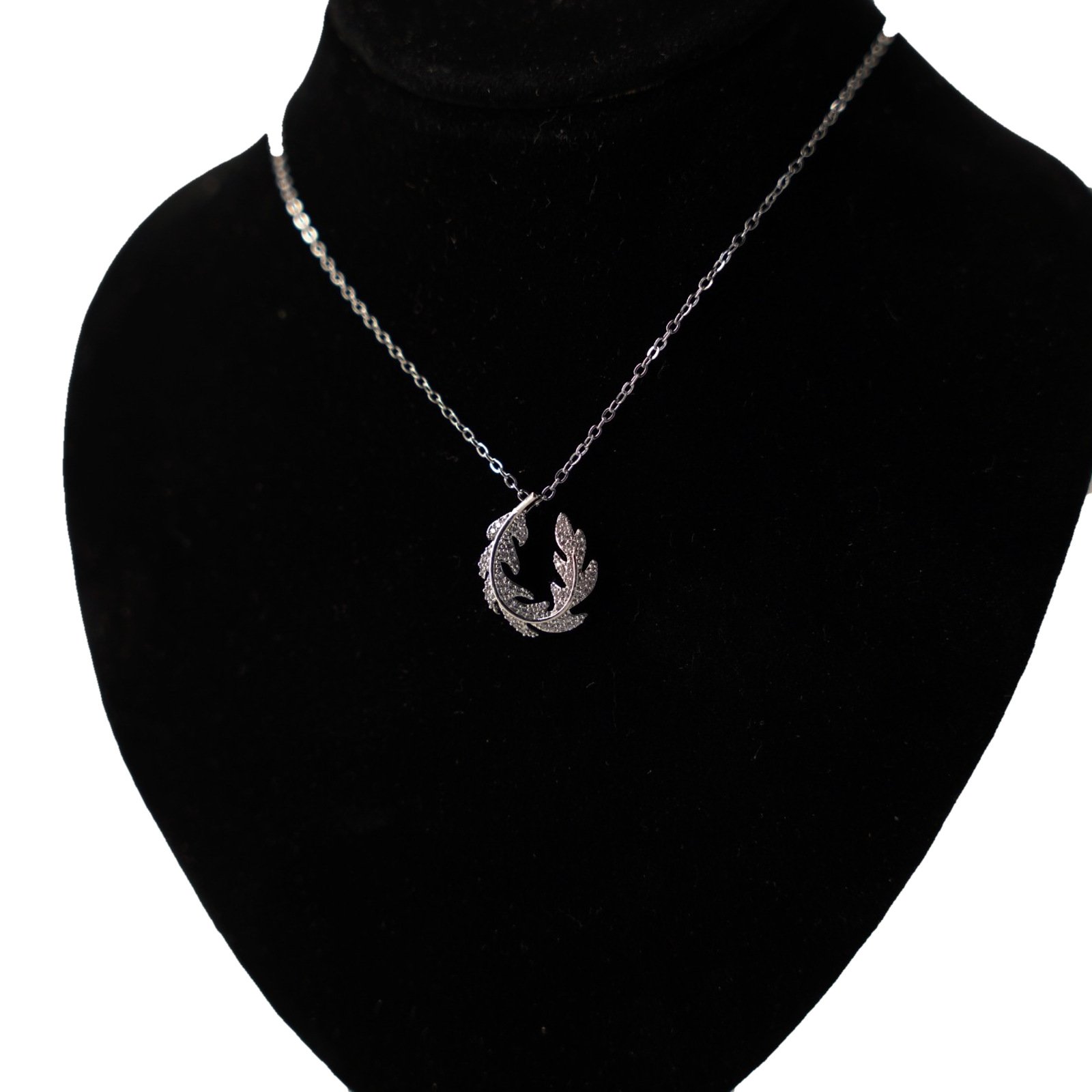 Whispering Willow Locket - Image 2